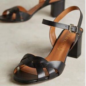 Anthropologie Vicenza Aitana Retro Peep Toe Strappy Sandal Block Heel Size 7.5
